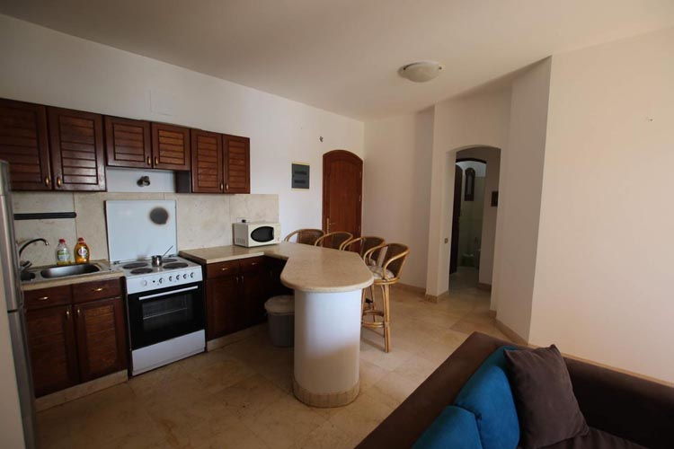 2BR Apartment with Lagoon view-West Golf - 3